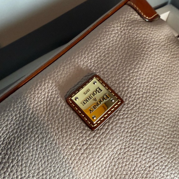 Dooney & Bourke Pebble Grain Gray / Taupe Shoulder Bag EUC - Picture 5 of 10